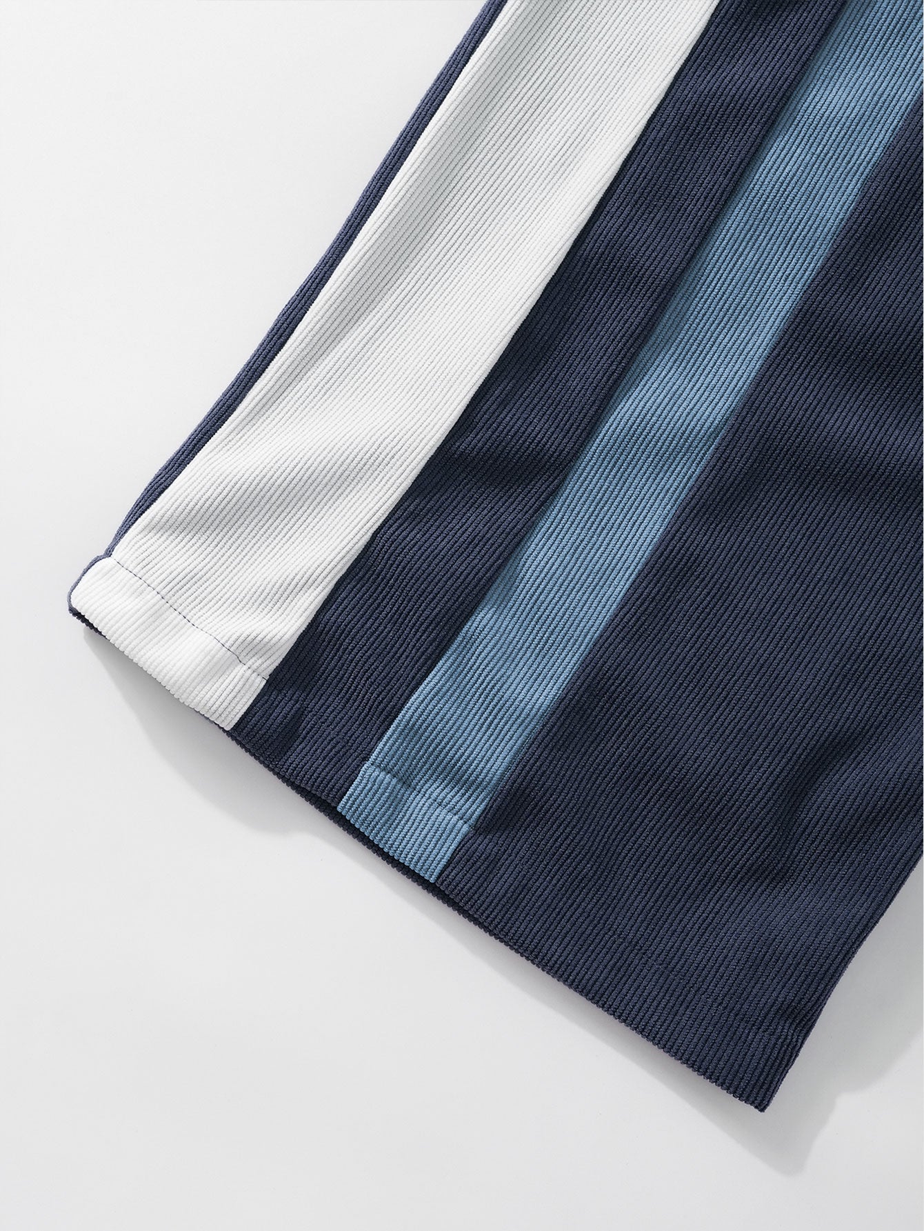 Pantalones rectos de pana con bloques de color