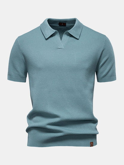 Polo de punto con textura de piña y cuello en V y pantalones rectos acanalados