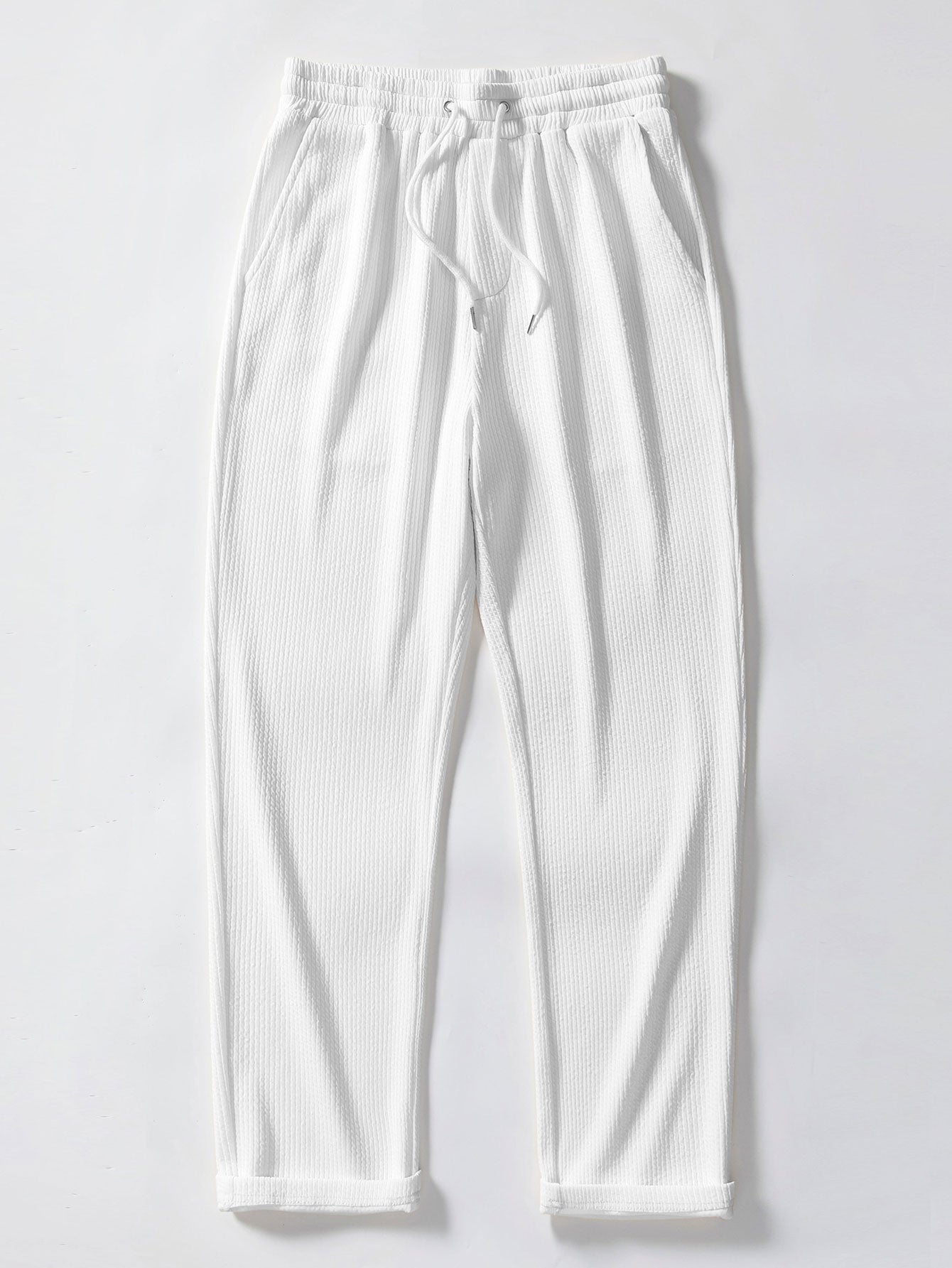 Polo de cuello cubano acanalado y pantalones rectos acanalados