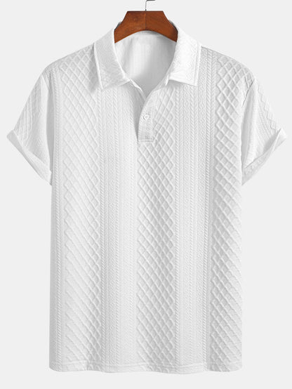 Polo y pantalones cortos de jacquard con diamantes geométricos