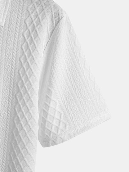 Polo y pantalones cortos de jacquard con diamantes geométricos