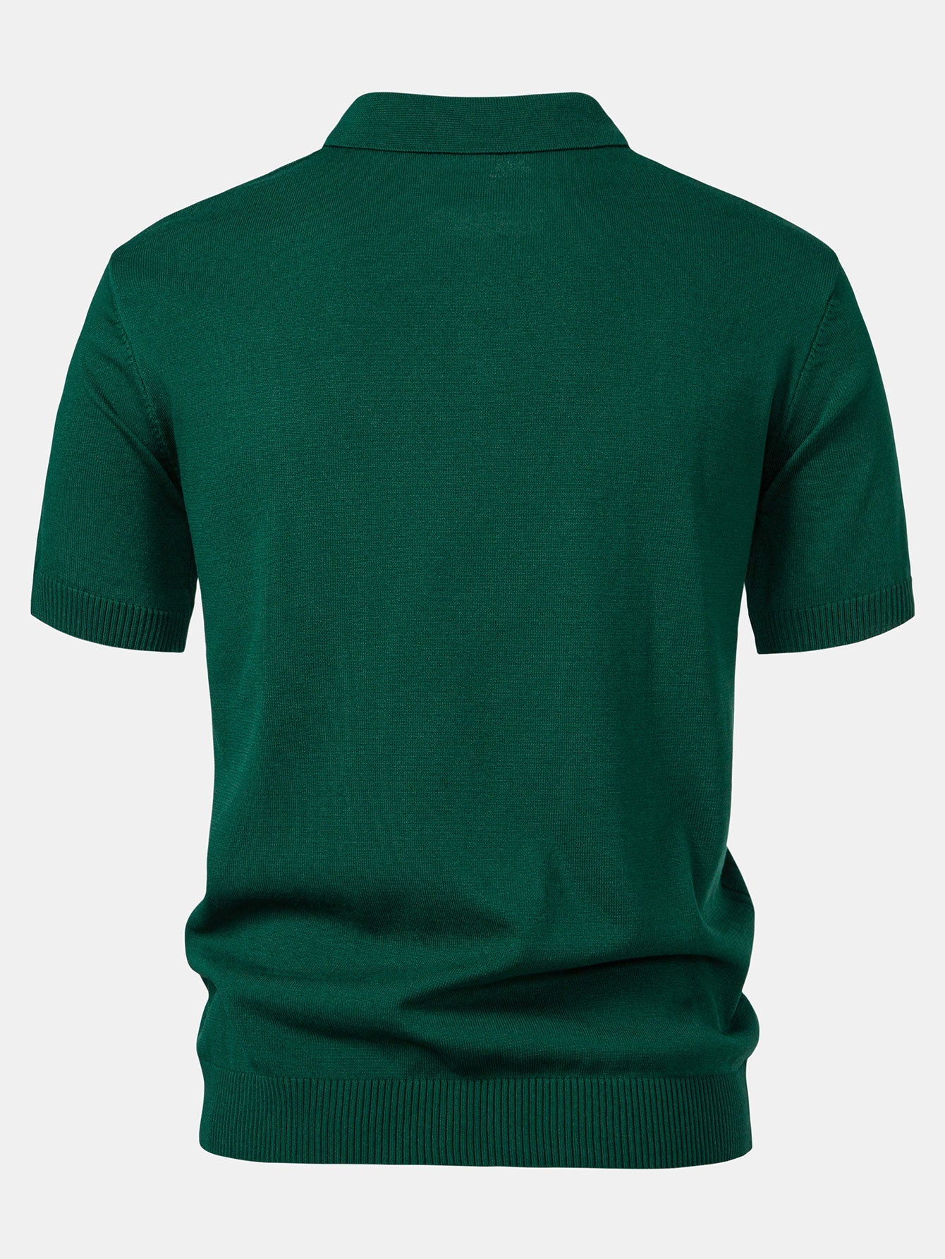 Polo de punto jacquard a rayas y pantalones cónicos de corte entallado