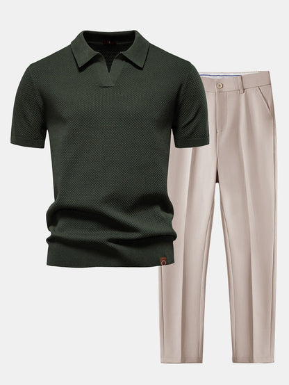 Polo de punto con textura de piña y cuello en V y pantalones cónicos de corte entallado