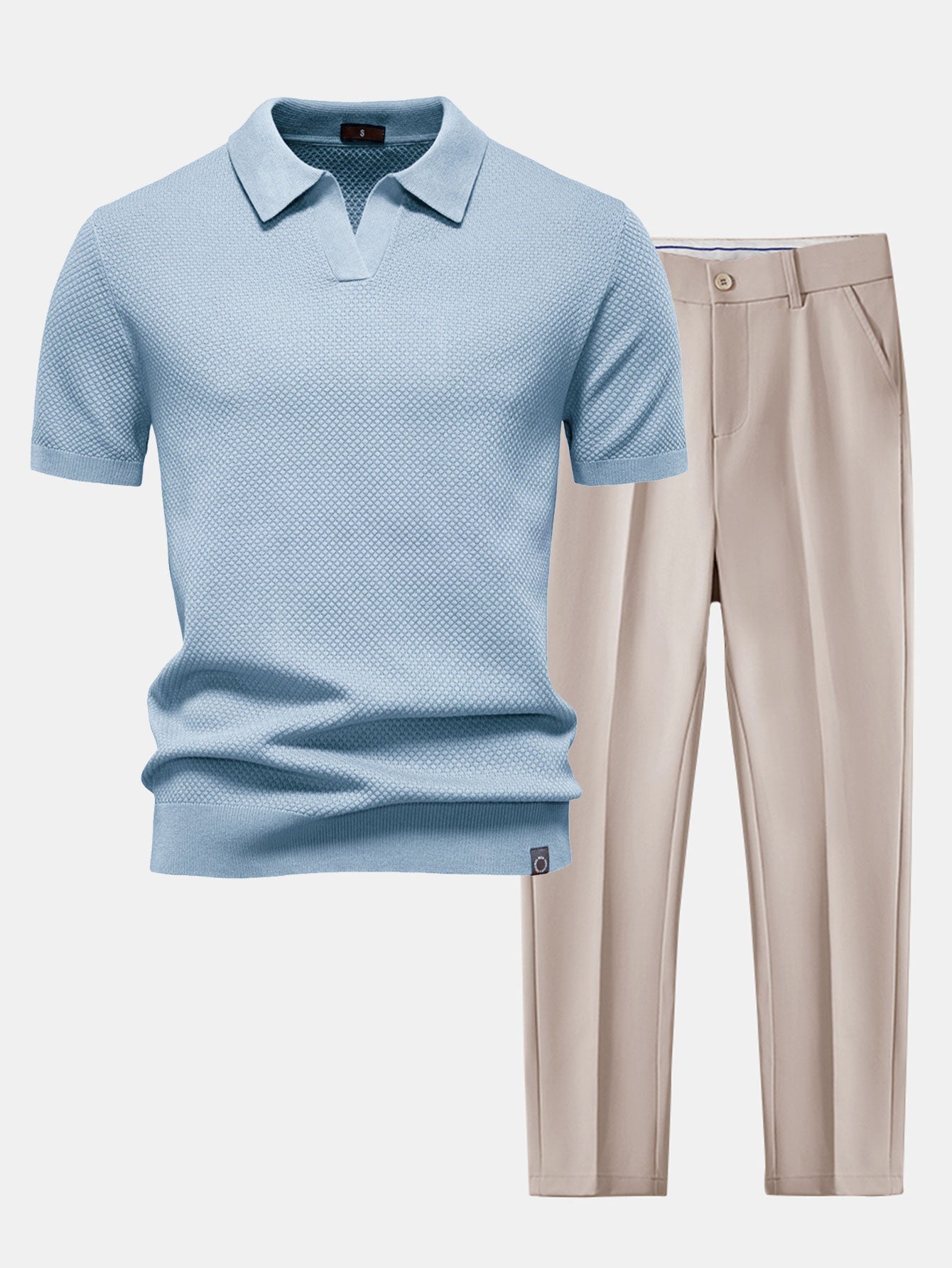 Polo de punto con textura de piña y cuello en V y pantalones cónicos de corte entallado