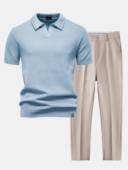 Polo de punto con textura de piña y cuello en V y pantalones cónicos de corte entallado