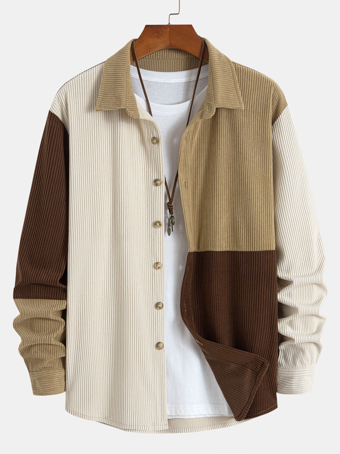 Camisa abotonada de pana con bloques de color y pantalones de pana de pierna recta